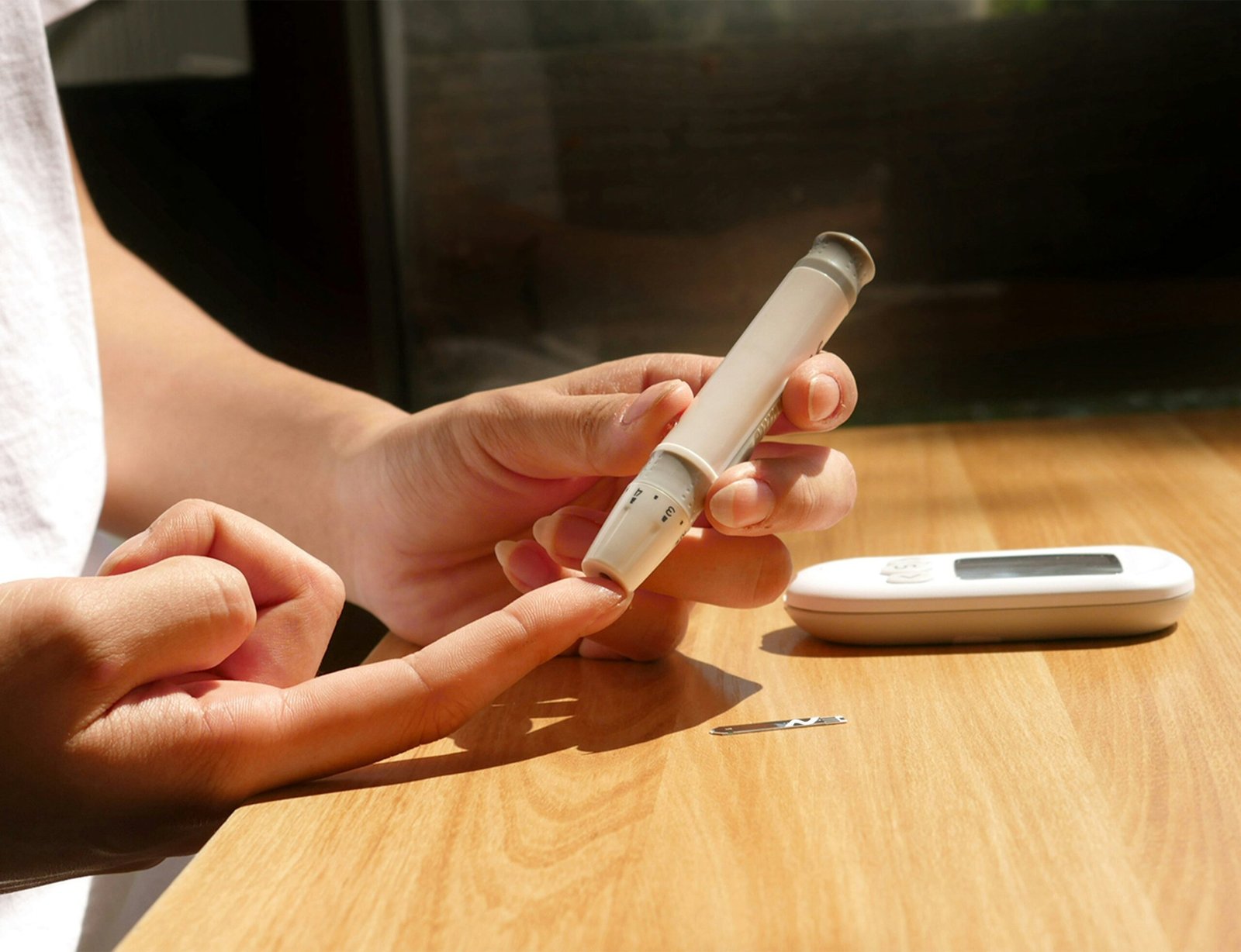 Diabetes Management Beyond Diet: Everyday Habits That Matter